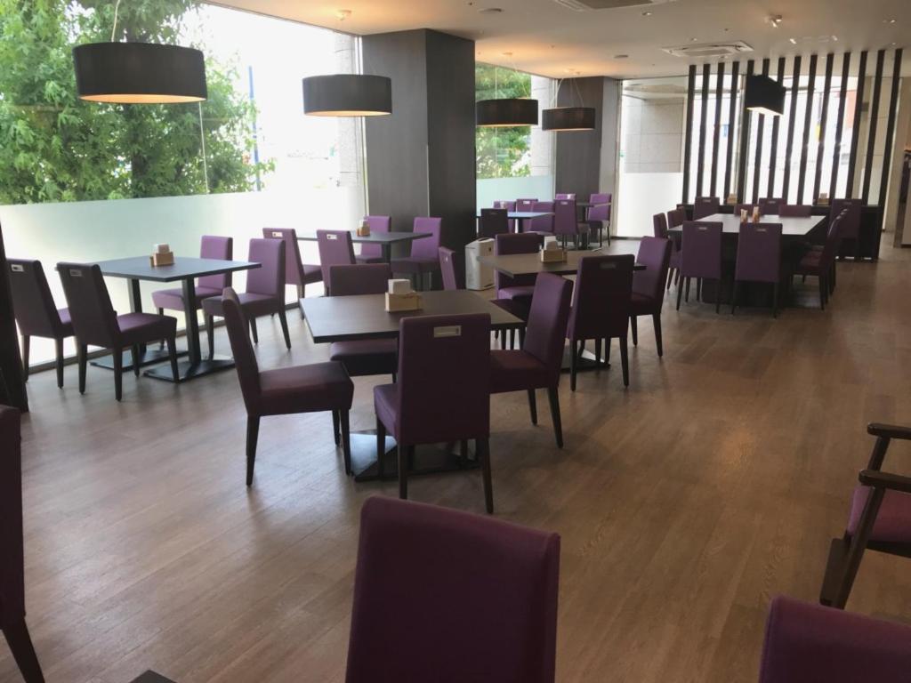 Restaurant-cafeteria