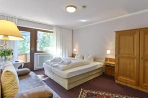 thumbnail: General view