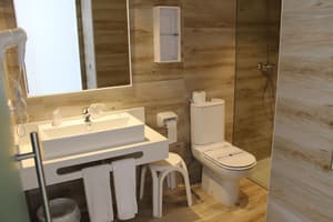 thumbnail: Bathroom