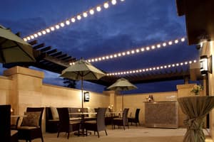 thumbnail: Bar (on property)