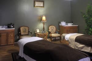 thumbnail: Massage