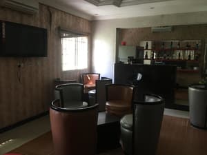 thumbnail: Bar (on property)