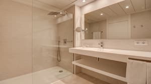 thumbnail: Bathroom sink