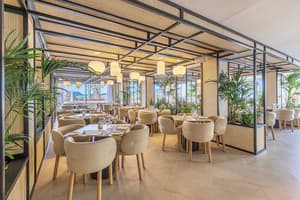 thumbnail: Restaurant