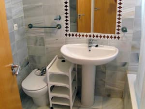 thumbnail: Bathroom