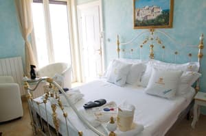 thumbnail: Room amenity