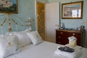 thumbnail: Room amenity