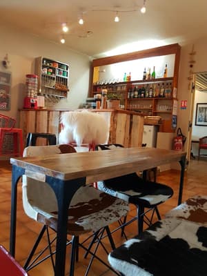 thumbnail: Restaurant