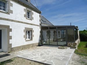 thumbnail: Exterior