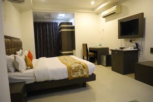 thumbnail: Room