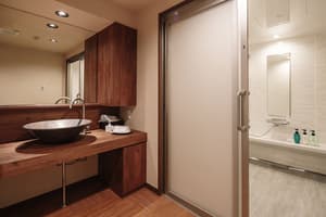 thumbnail: Bathroom sink