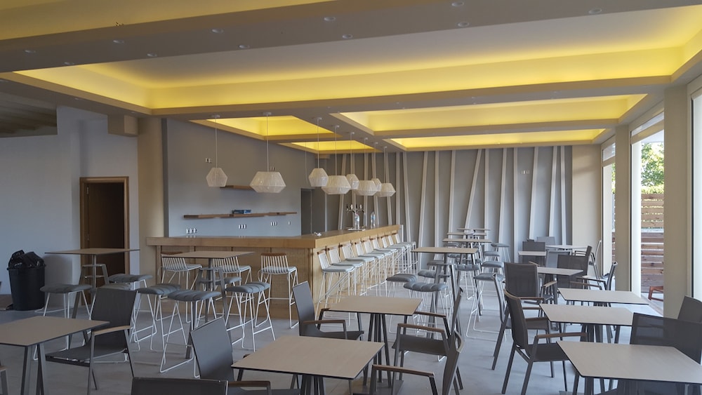 Restaurant-cafeteria