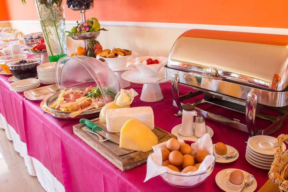 Restaurant-cafeteria