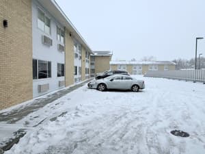 thumbnail: Front of property