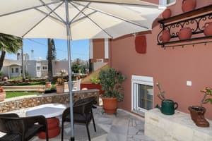 thumbnail: Terrace/patio