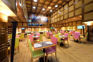 thumbnail: Restaurant