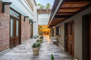 thumbnail: Courtyard
