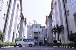 thumbnail: Front of property