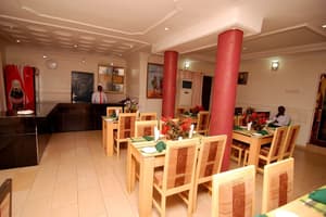 thumbnail: Restaurant