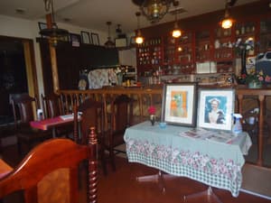 thumbnail: Bar (on property)