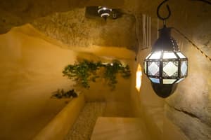 thumbnail: Deep soaking bathtub