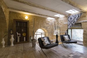 thumbnail: Interior