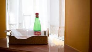 thumbnail: Room amenity