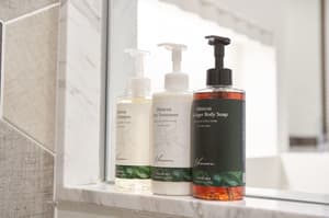 thumbnail: Bathroom amenities