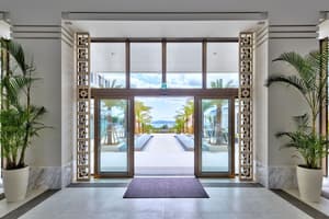 thumbnail: Interior entrance