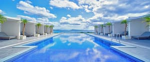 thumbnail: Infinity pool