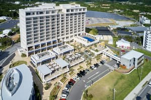 thumbnail: Exterior