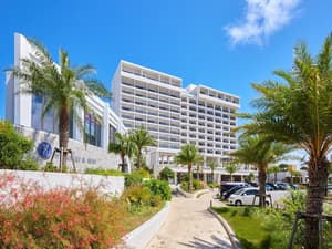 thumbnail: Exterior