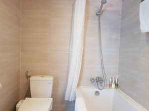 thumbnail: Bathroom