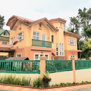 thumbnail: Front of property