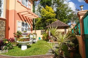 thumbnail: Garden view