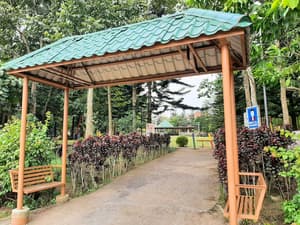 thumbnail: Children's play area - outdoor