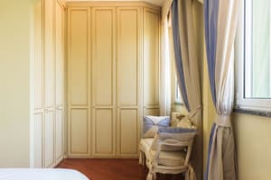 thumbnail: Room amenity