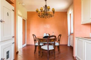 thumbnail: In-room dining