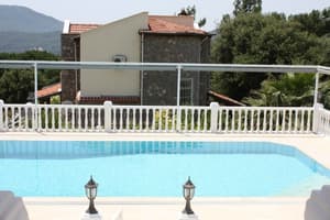 thumbnail: Outdoor pool