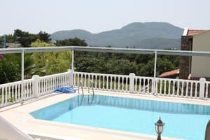 thumbnail: Outdoor pool