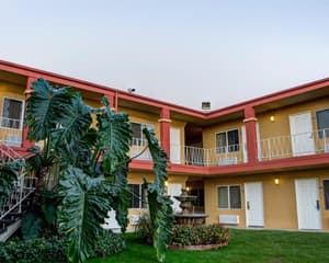 thumbnail: Exterior