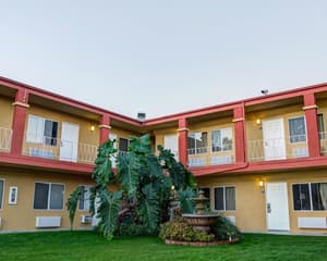 thumbnail: Exterior