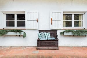 thumbnail: Exterior