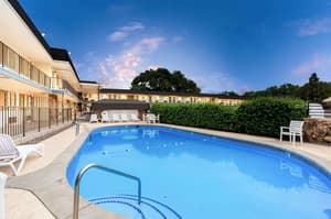 thumbnail: Outdoor pool