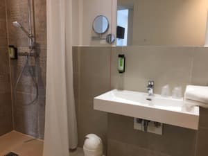 thumbnail: Accessible bathroom