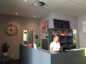 thumbnail: Reception