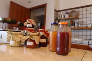 thumbnail: Breakfast area
