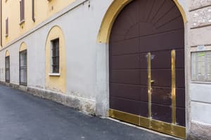 thumbnail: Exterior