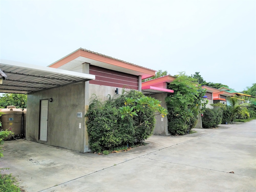 Primary image