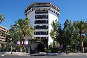 thumbnail: Property entrance